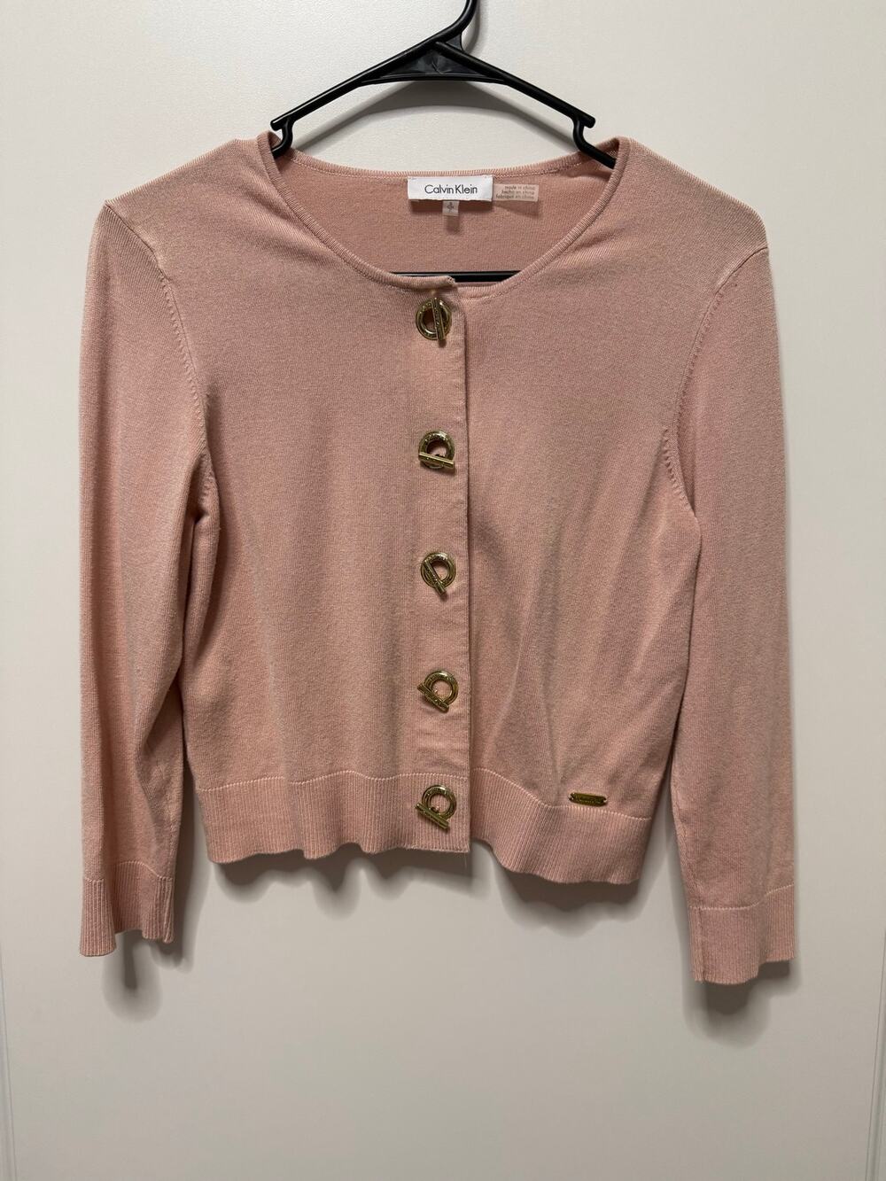 Calvin Klein light pink mauve cardigan lightweight gold closure S long sleeve